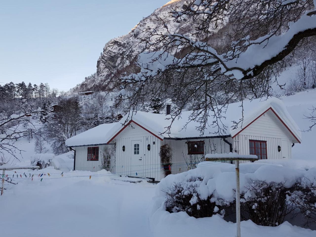 Dalhus - House In The Valley Norddal Esterno foto