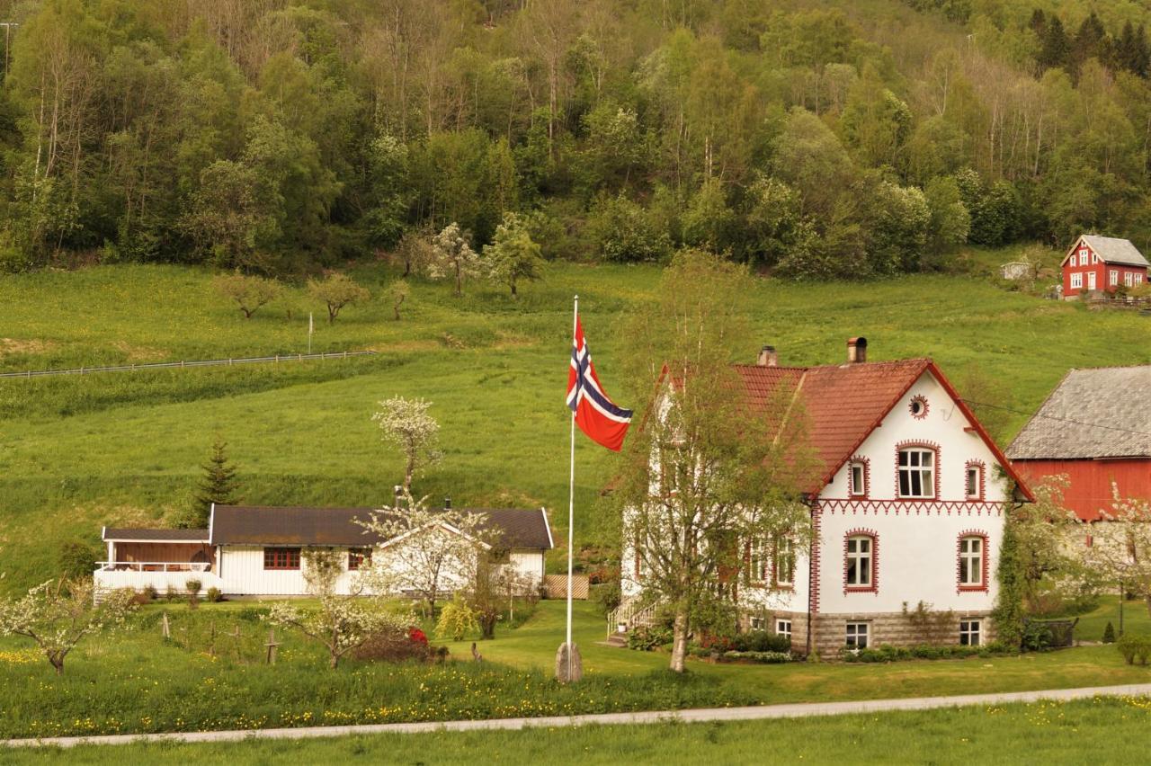 Dalhus - House In The Valley Norddal Esterno foto